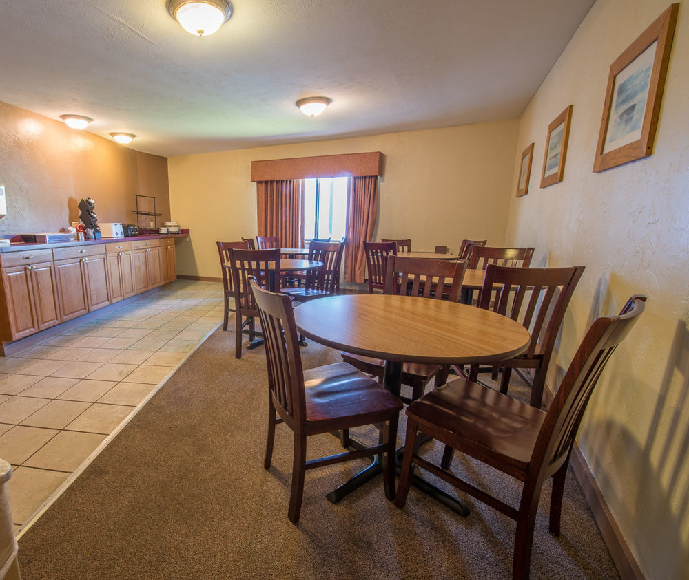 Pictured Rocks Inn And Suites มิวนิสซิง ภายนอก รูปภาพ